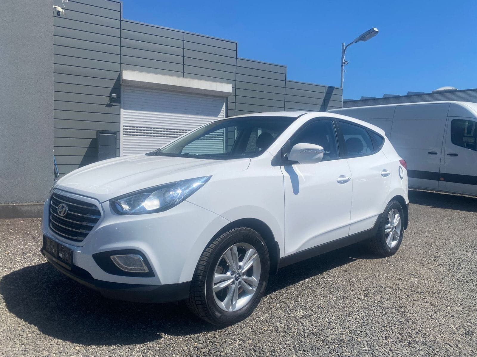 Hyundai ix35 5 Star 2WD*EXPORT*PROBLEM*Wasserstoff* – Bild 2