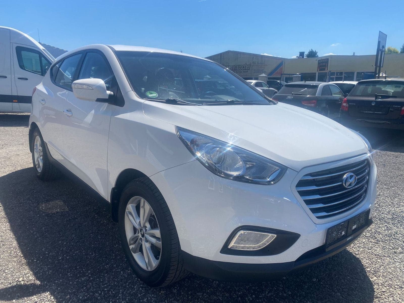 Hyundai ix35 5 Star 2WD*EXPORT*PROBLEM*Wasserstoff* – Bild 4