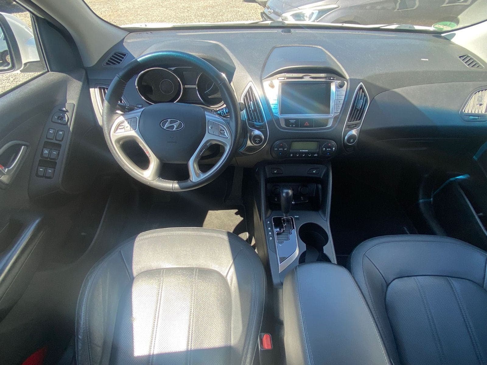 Hyundai ix35 5 Star 2WD*EXPORT*PROBLEM*Wasserstoff* – Bild 12