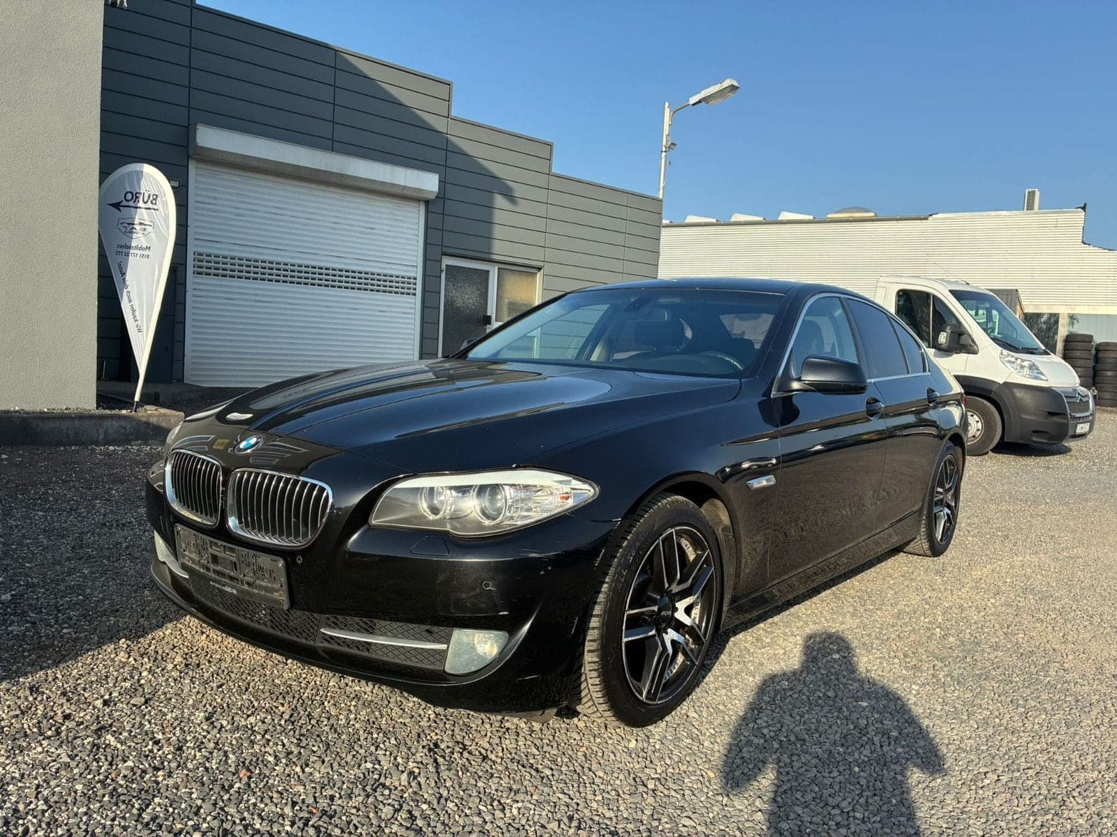BMW 523 5 Limousine 523 i*2.HD*TüvNeu*Navi* – Bild 2