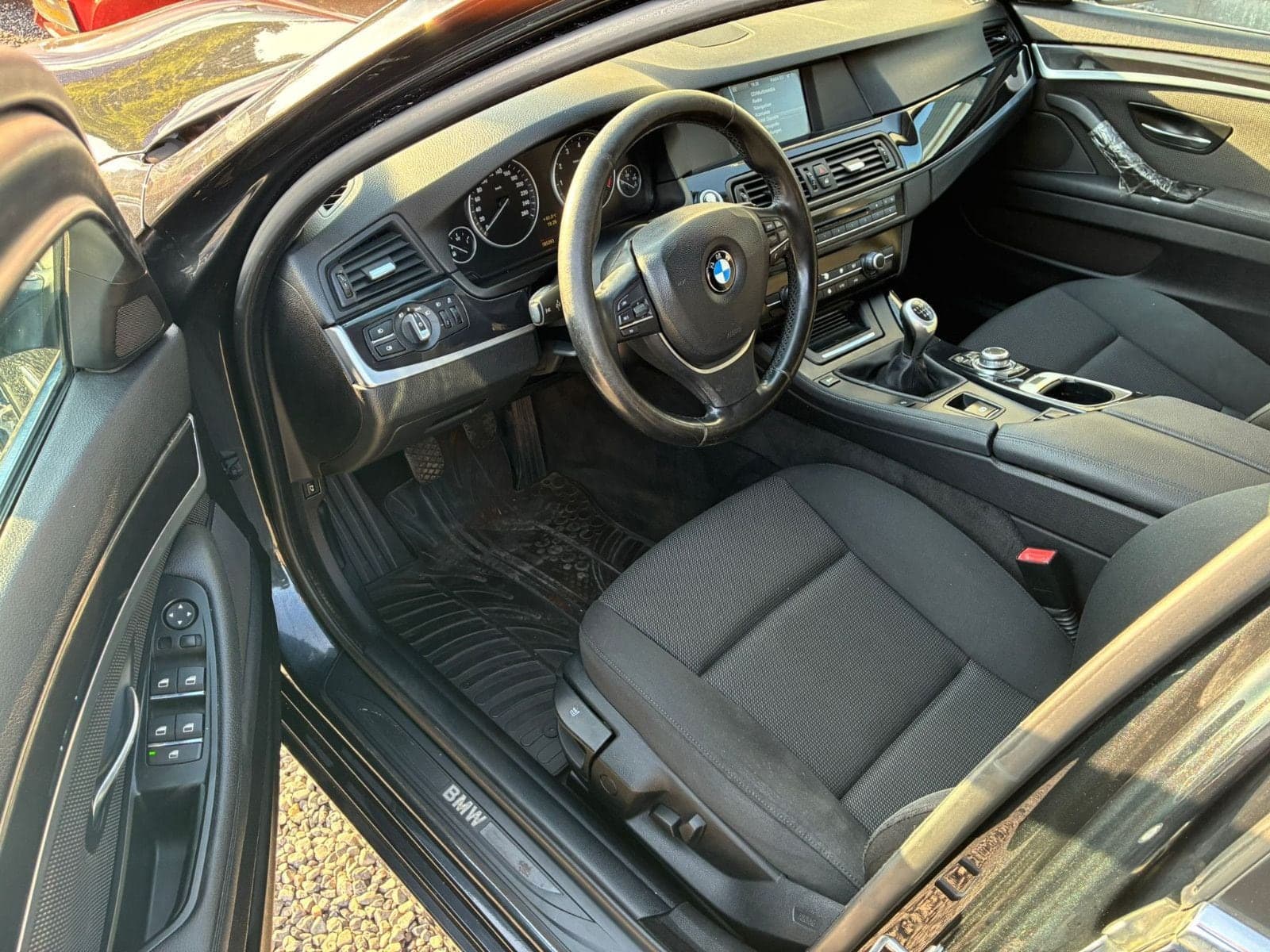 BMW 523 5 Limousine 523 i*2.HD*TüvNeu*Navi* – Bild 9