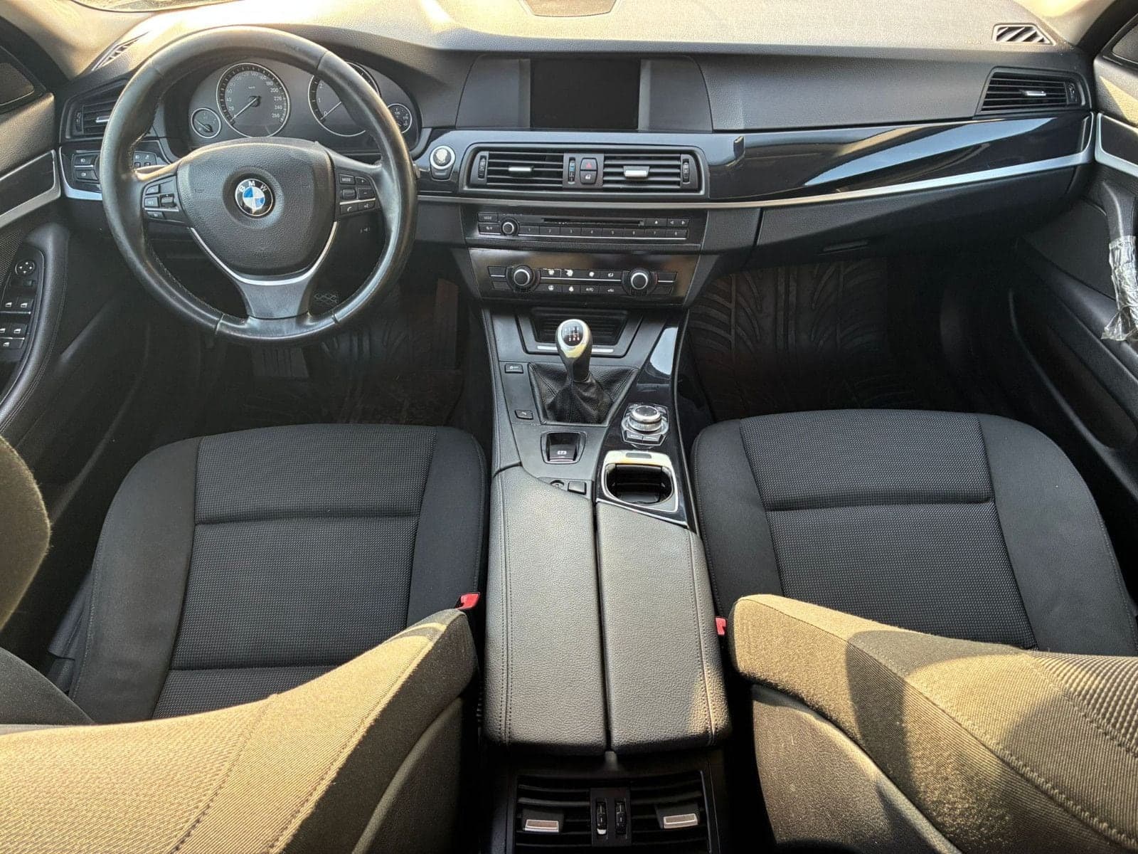 BMW 523 5 Limousine 523 i*2.HD*TüvNeu*Navi* – Bild 12
