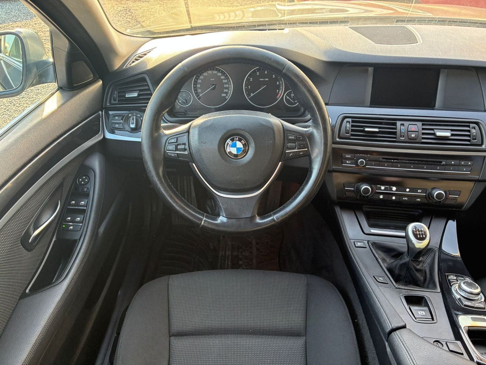 BMW 523 5 Limousine 523 i*2.HD*TüvNeu*Navi* – Bild 13