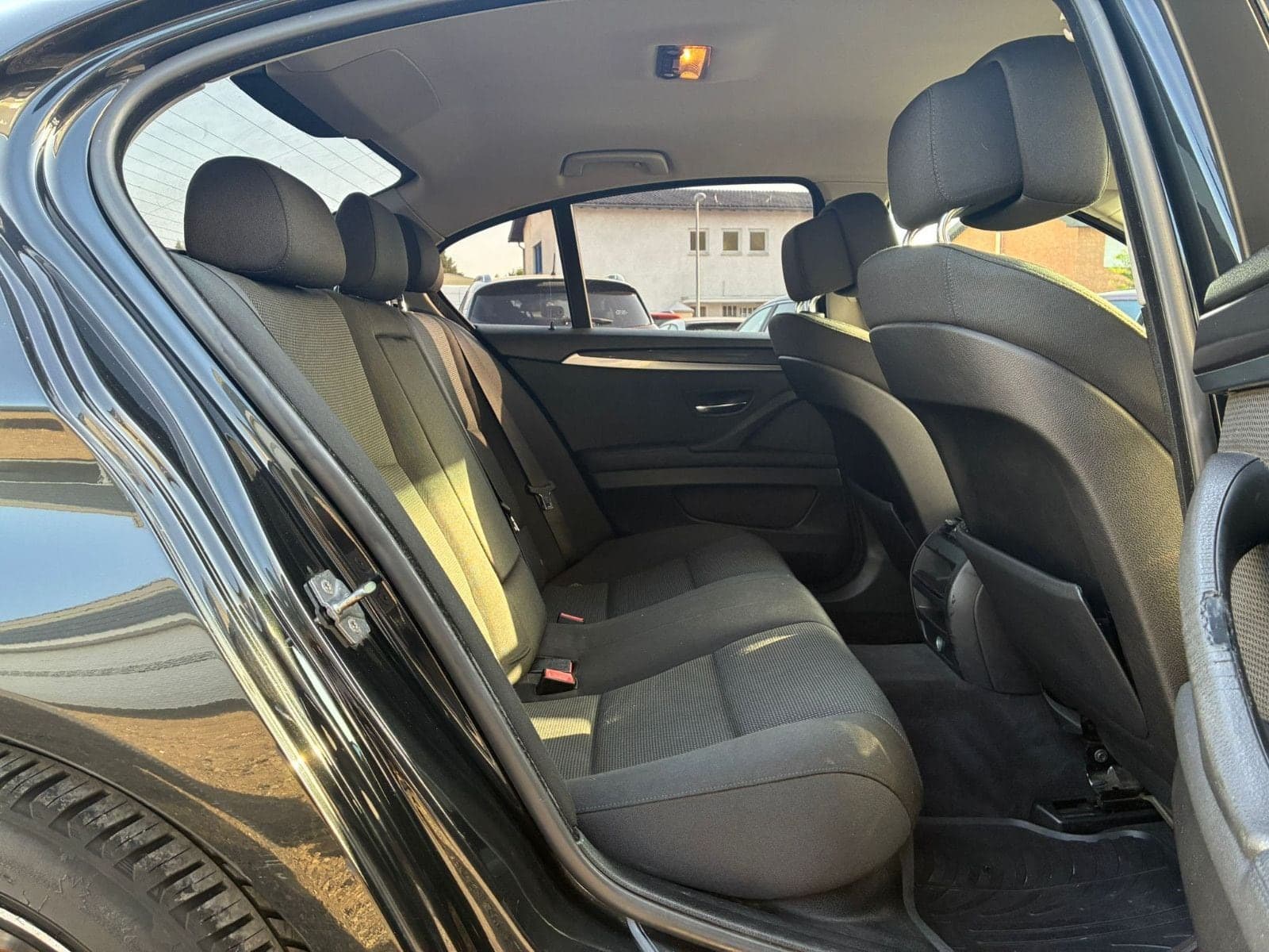 BMW 523 5 Limousine 523 i*2.HD*TüvNeu*Navi* – Bild 18