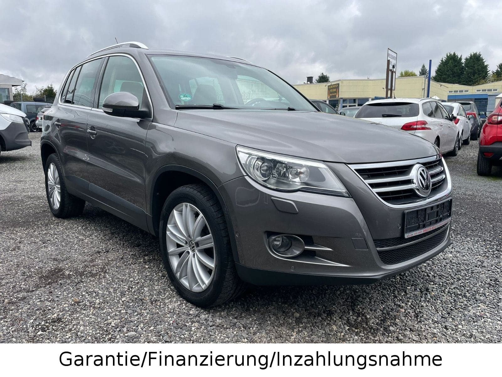 VW Tiguan Sport&Style *4x4*2.HD*DSG*Volleder*Pano* – Bild 4