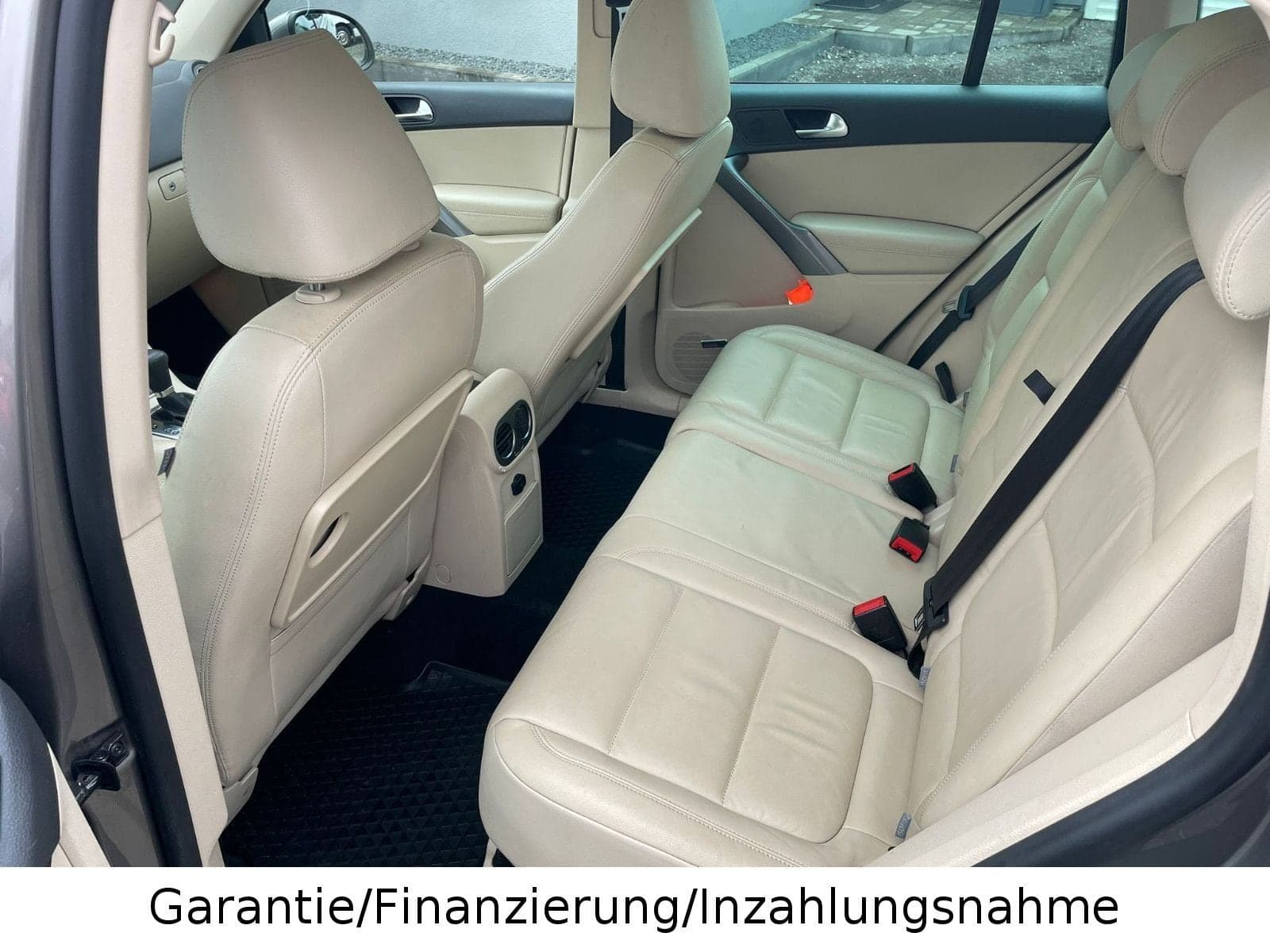 VW Tiguan Sport&Style *4x4*2.HD*DSG*Volleder*Pano* – Bild 14