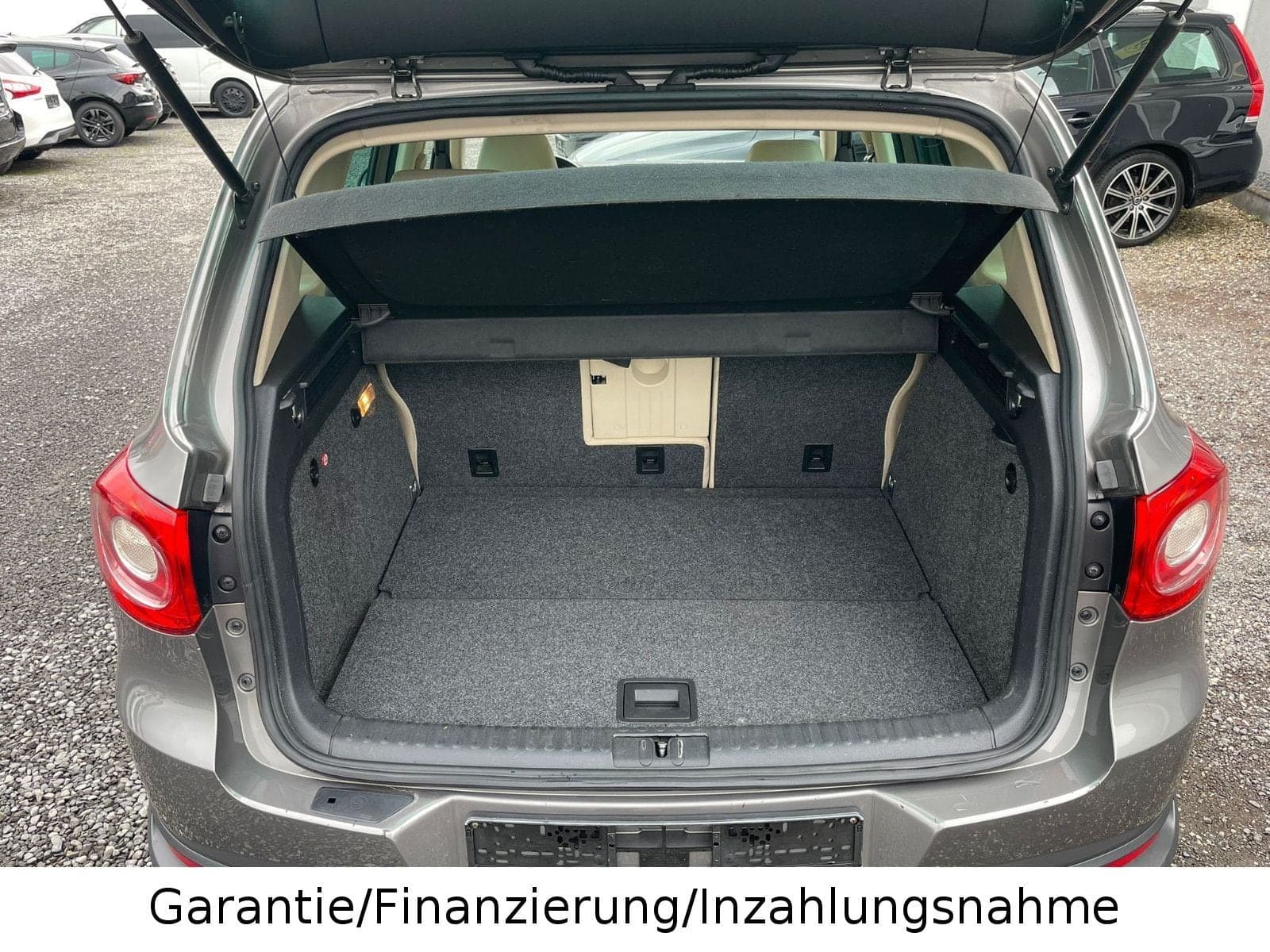 VW Tiguan Sport&Style *4x4*2.HD*DSG*Volleder*Pano* – Bild 15