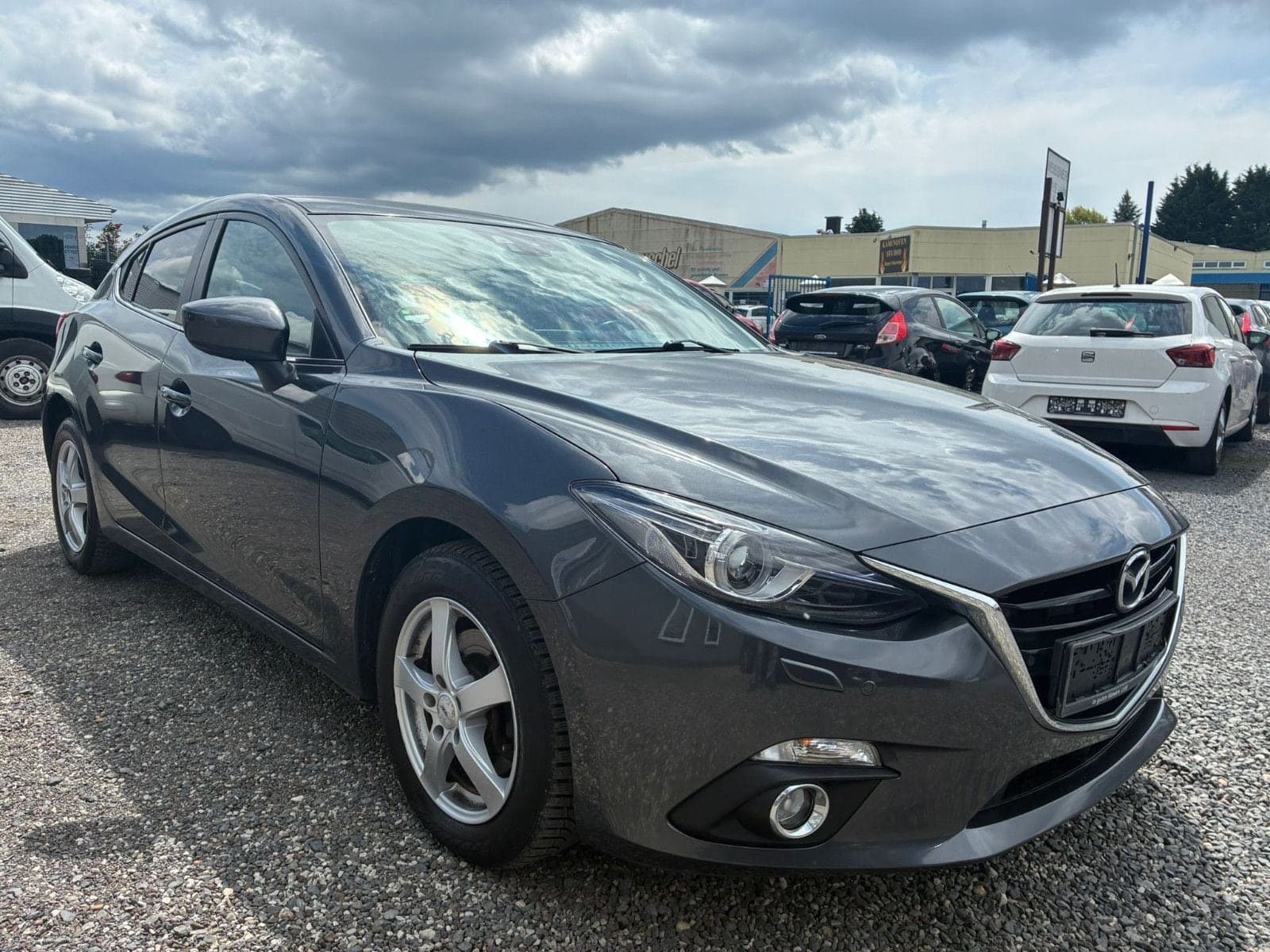 Mazda 3 Lim. Sports-Line*2.HD*Xenon*HeadUp*Bose*AHK – Bild 4