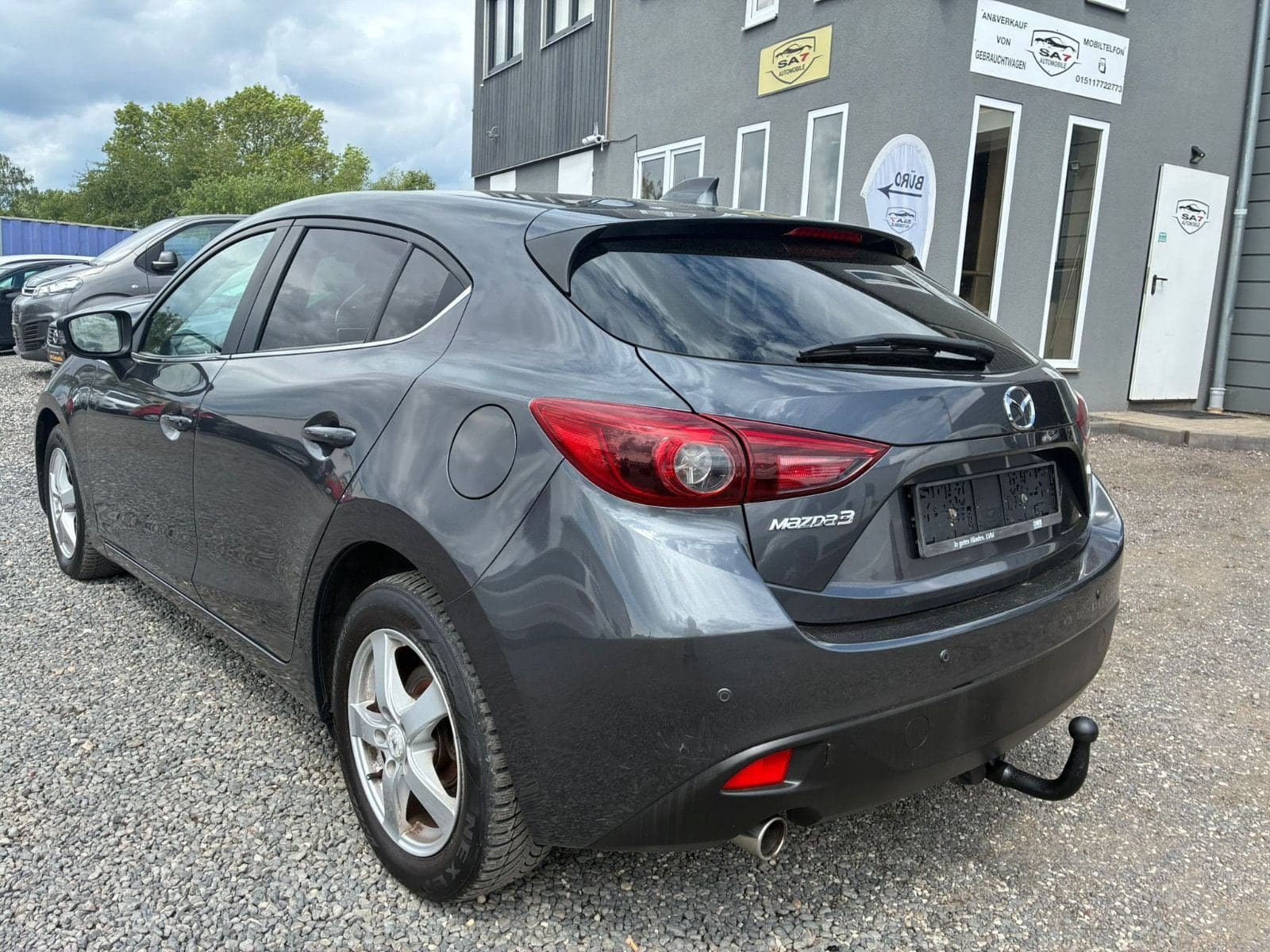 Mazda 3 Lim. Sports-Line*2.HD*Xenon*HeadUp*Bose*AHK – Bild 8