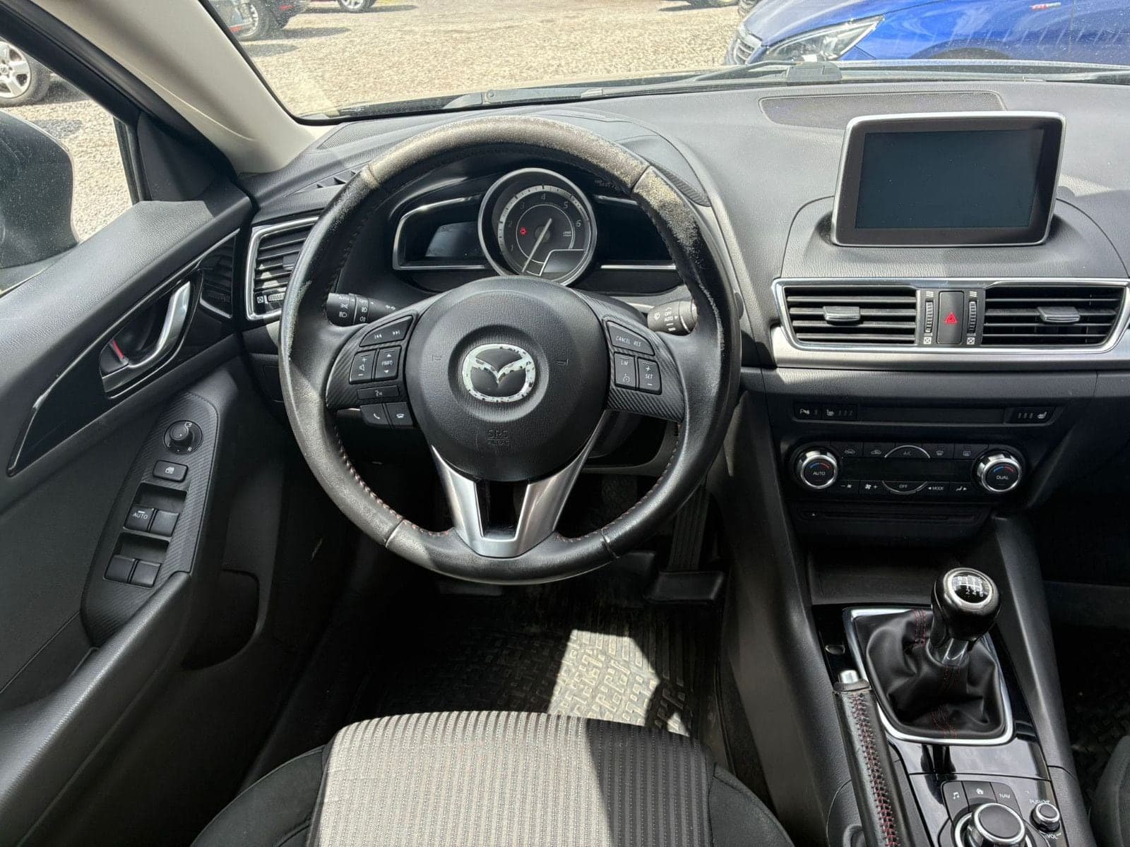 Mazda 3 Lim. Sports-Line*2.HD*Xenon*HeadUp*Bose*AHK – Bild 13